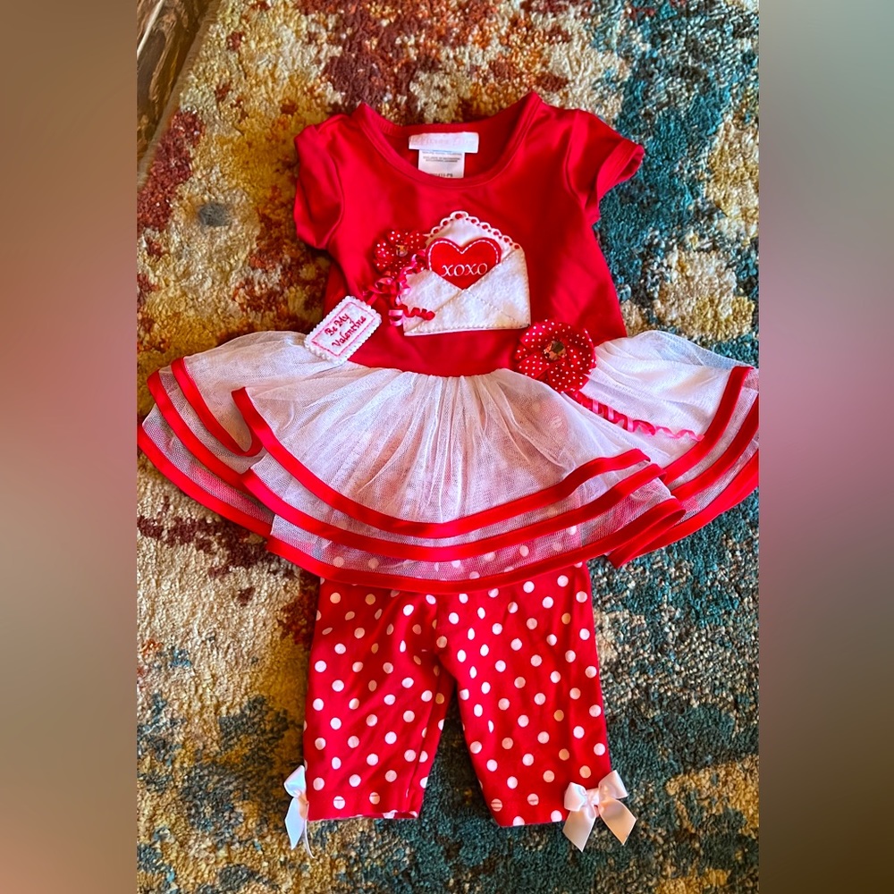 Bonnie baby valentines outfit size 6-9 m